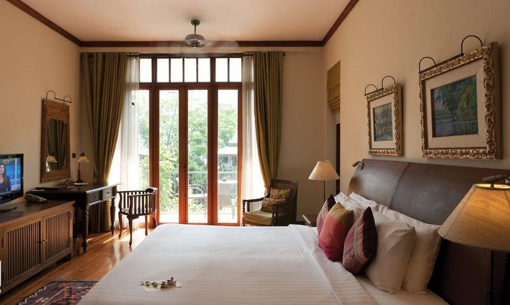 Ariyasom Villa Бангкок Экстерьер фото